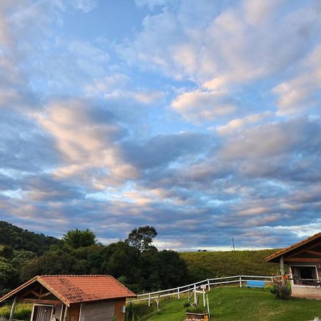 Pousada Vale Monte Azul Santo Antônio do Pinhal المظهر الخارجي الصورة
